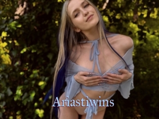 Ariastiwins