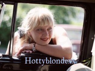 Hottyblondexx