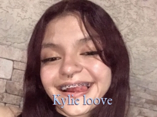 Kylie_loove