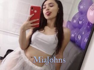 MiaJohns