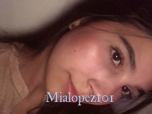 Mialopez101