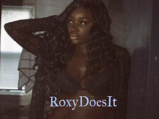 RoxyDoesIt